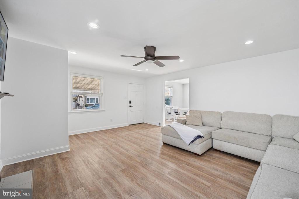 24 UPLAND ROAD