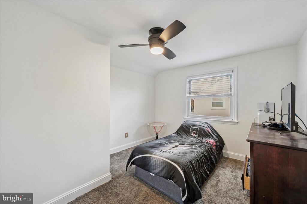 24 UPLAND ROAD