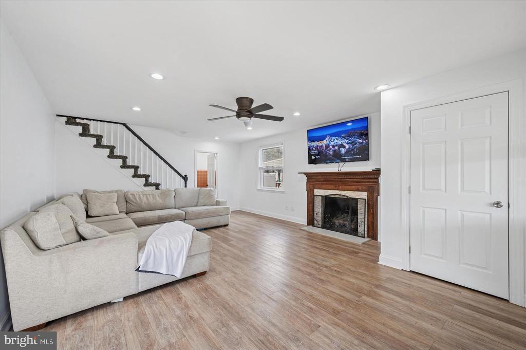 24 UPLAND ROAD