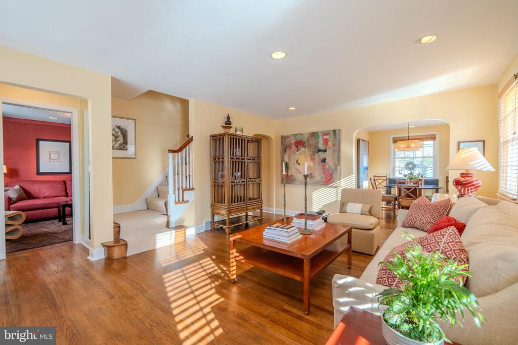 173 HILLVIEW DRIVE