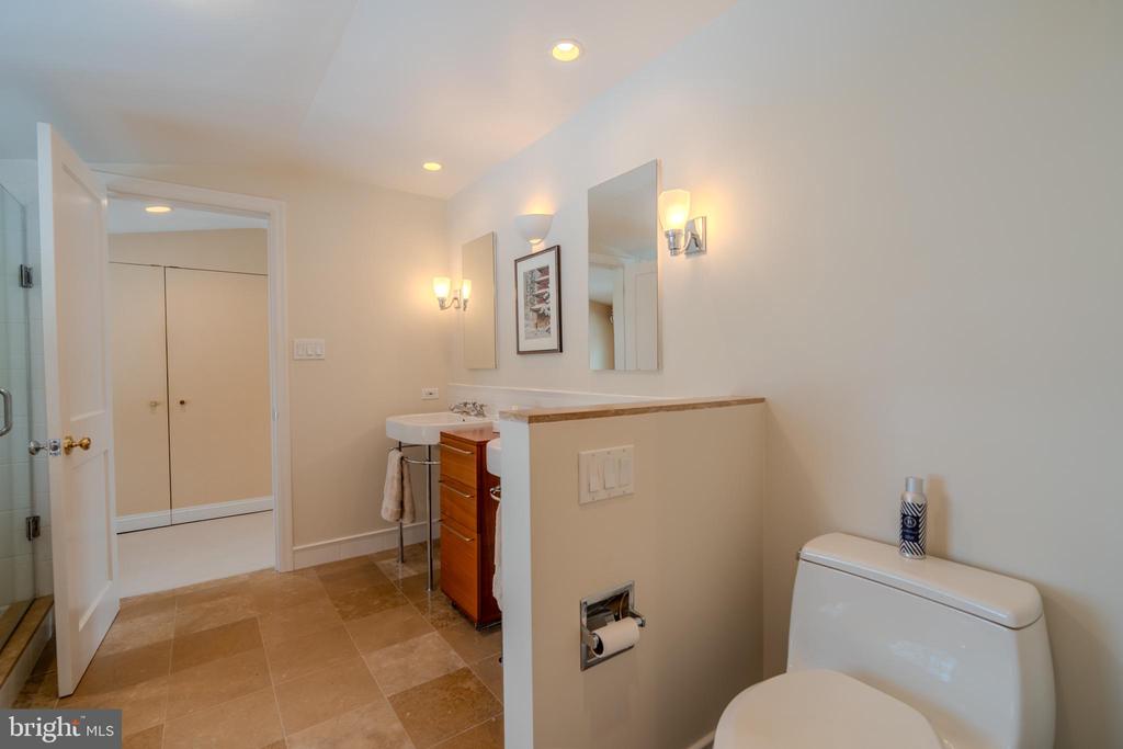 173 HILLVIEW DRIVE