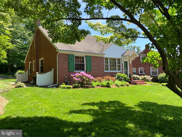 173 HILLVIEW DRIVE