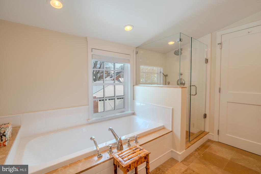 173 HILLVIEW DRIVE
