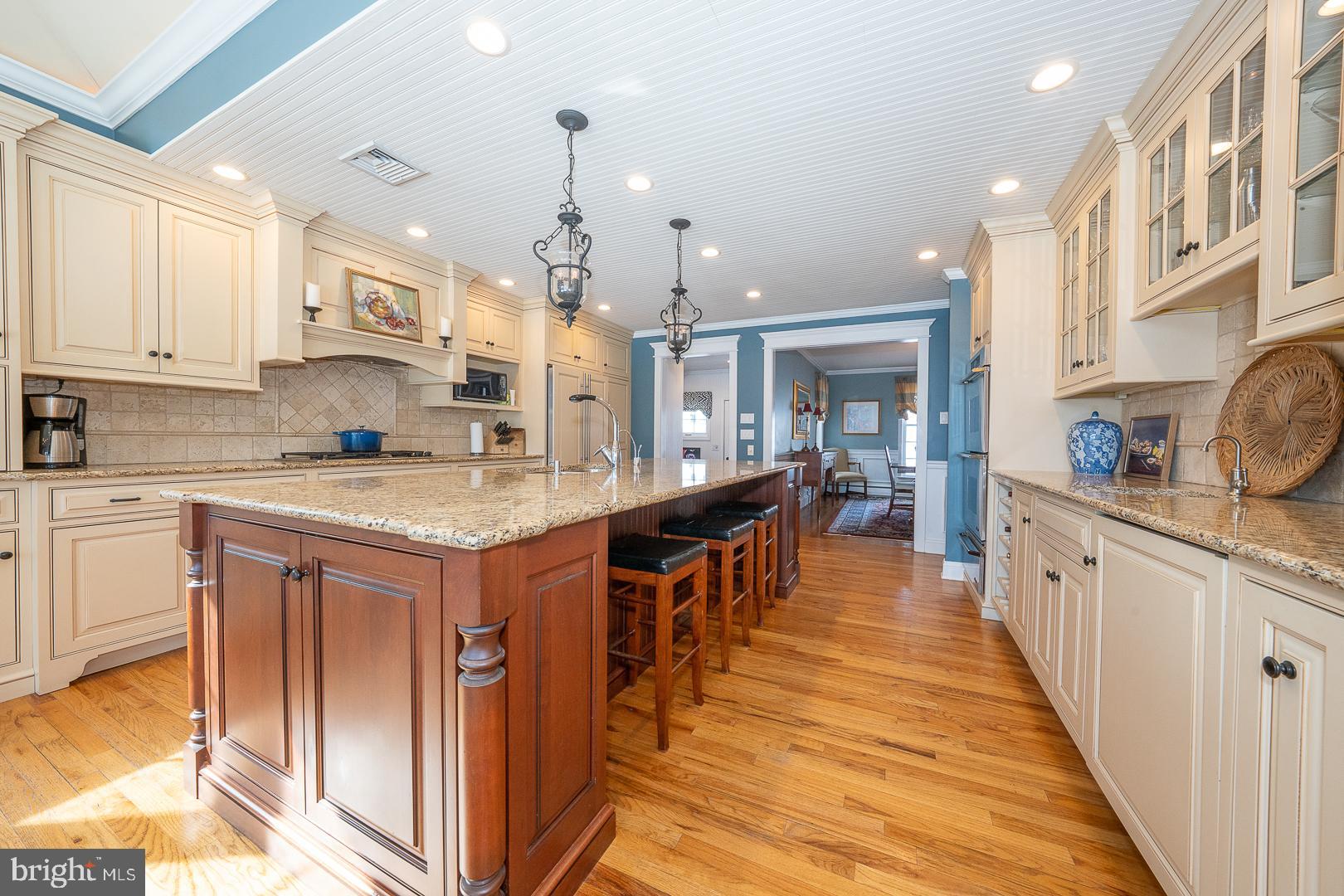 334 ECHO VALLEY LANE