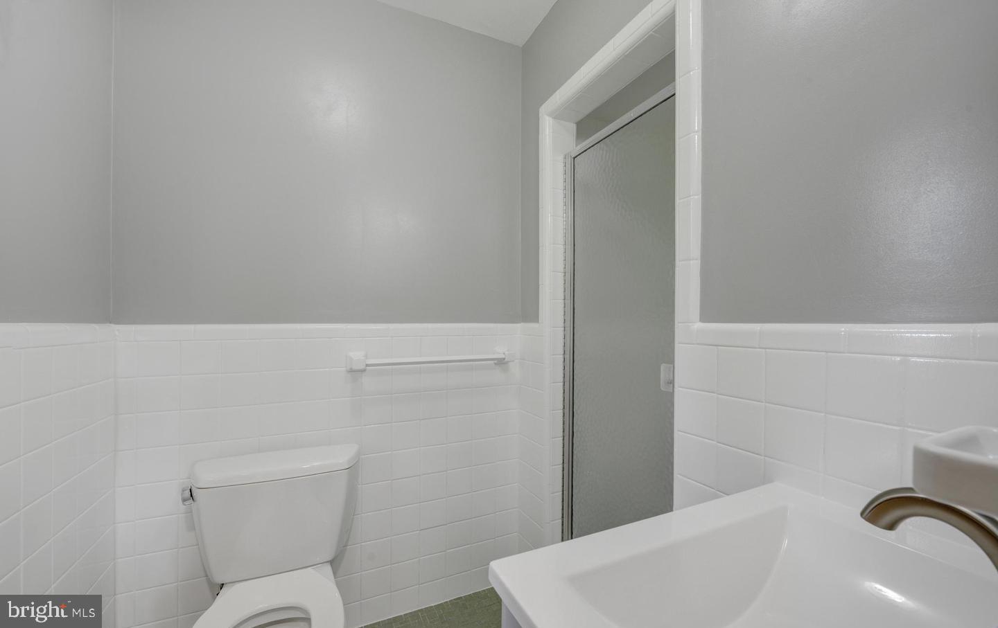 11 S PROVIDENCE ROAD