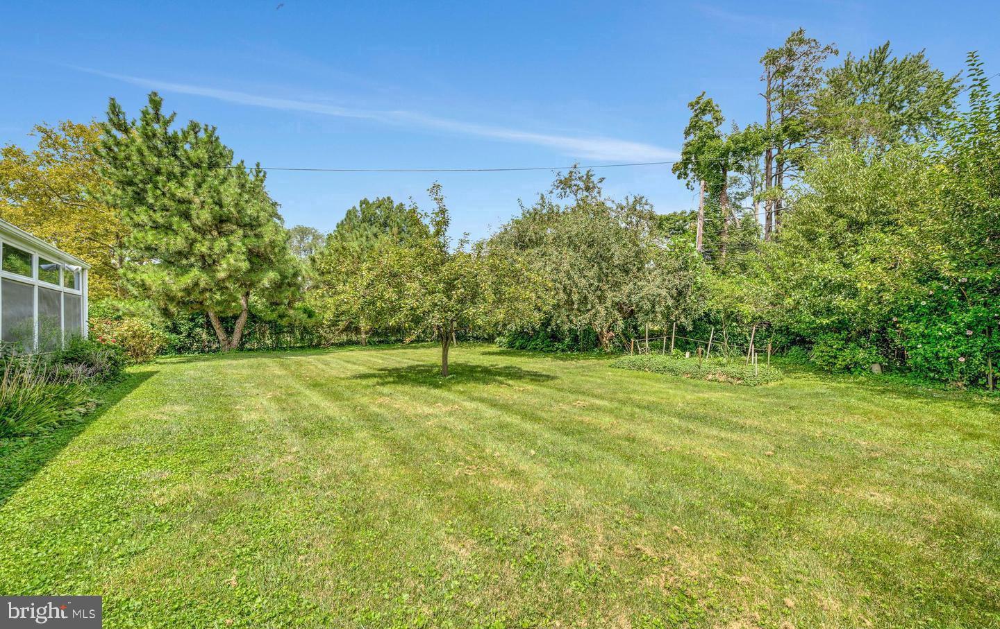 11 S PROVIDENCE ROAD