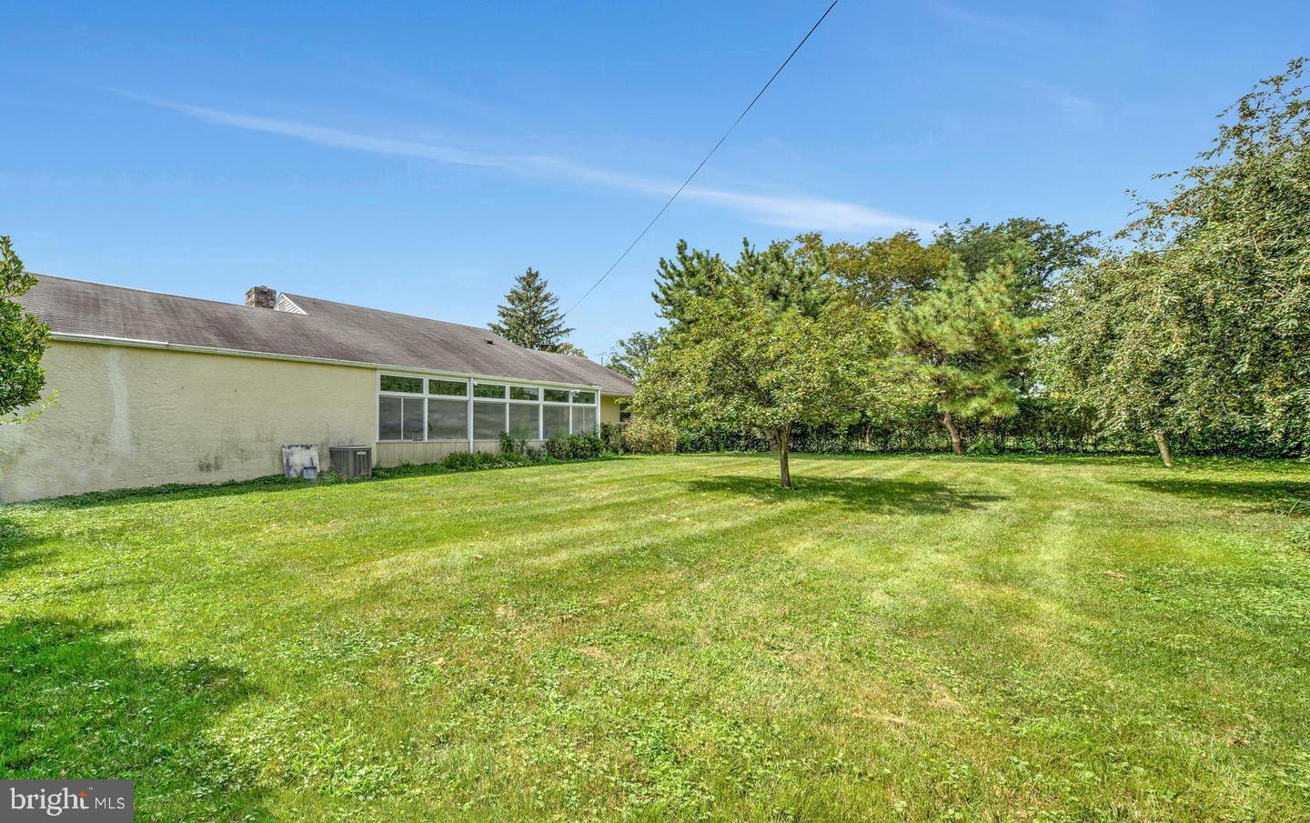 11 S PROVIDENCE ROAD