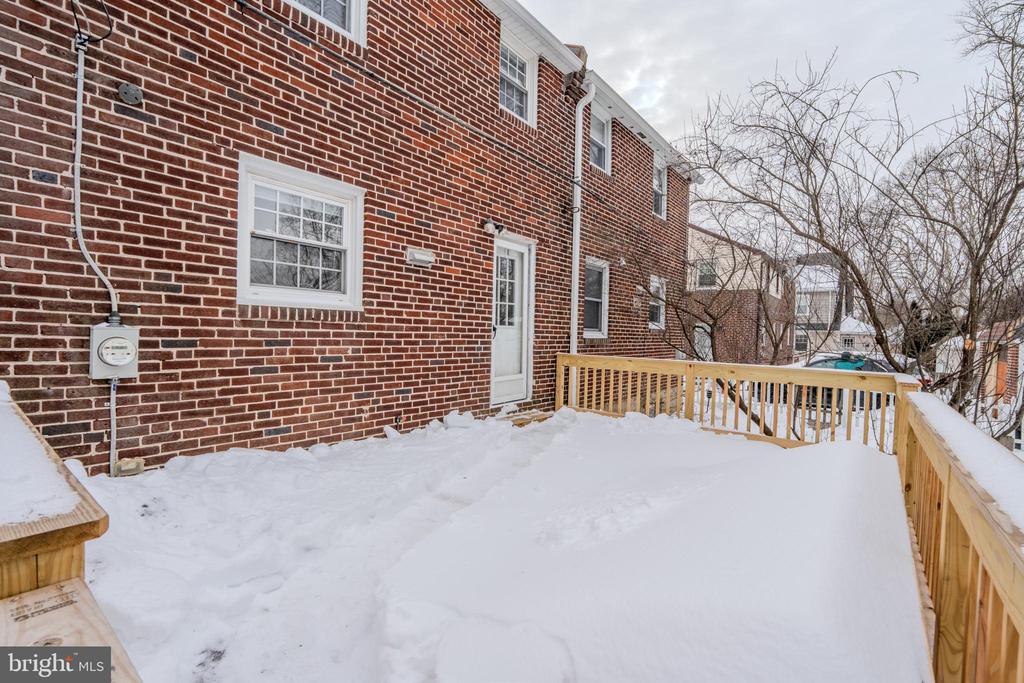 654 HAZELWOOD ROAD
