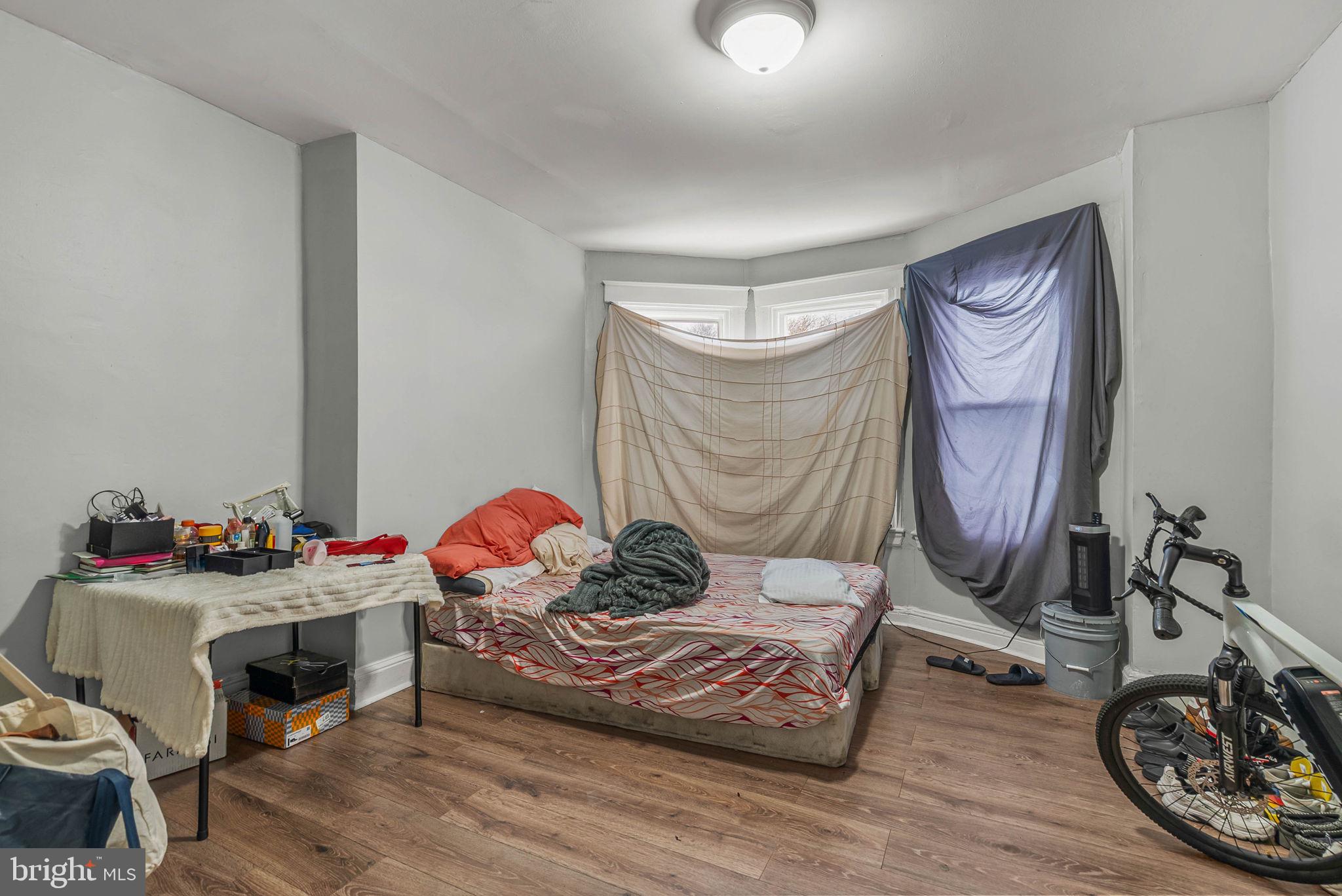 41 N KEYSTONE AVENUE