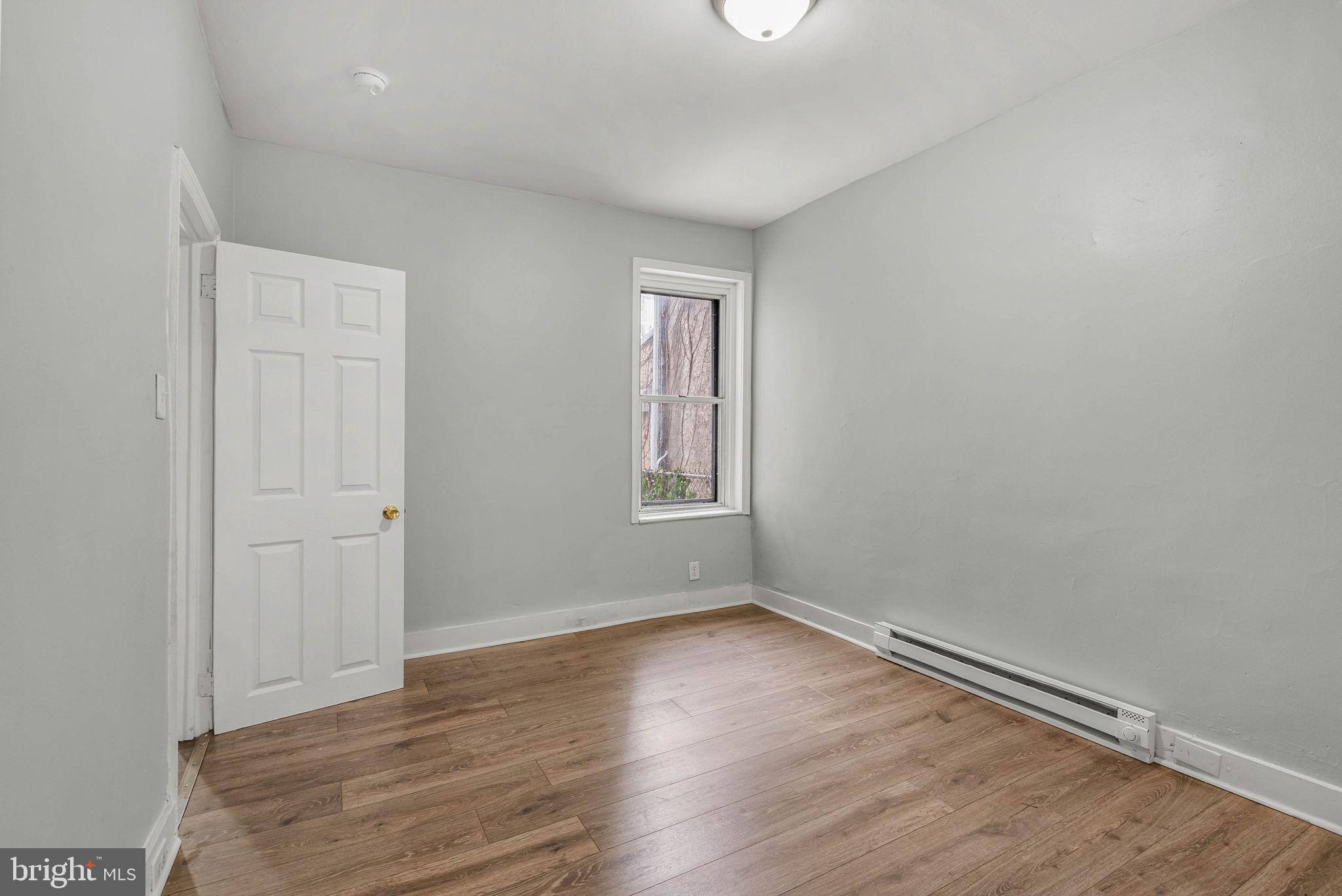 41 N KEYSTONE AVENUE