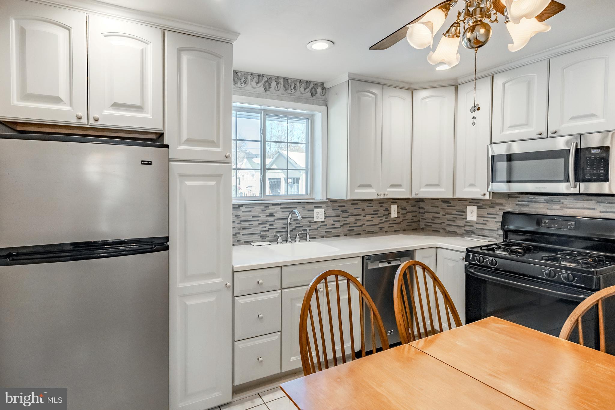 2107 BELVEDERE AVENUE