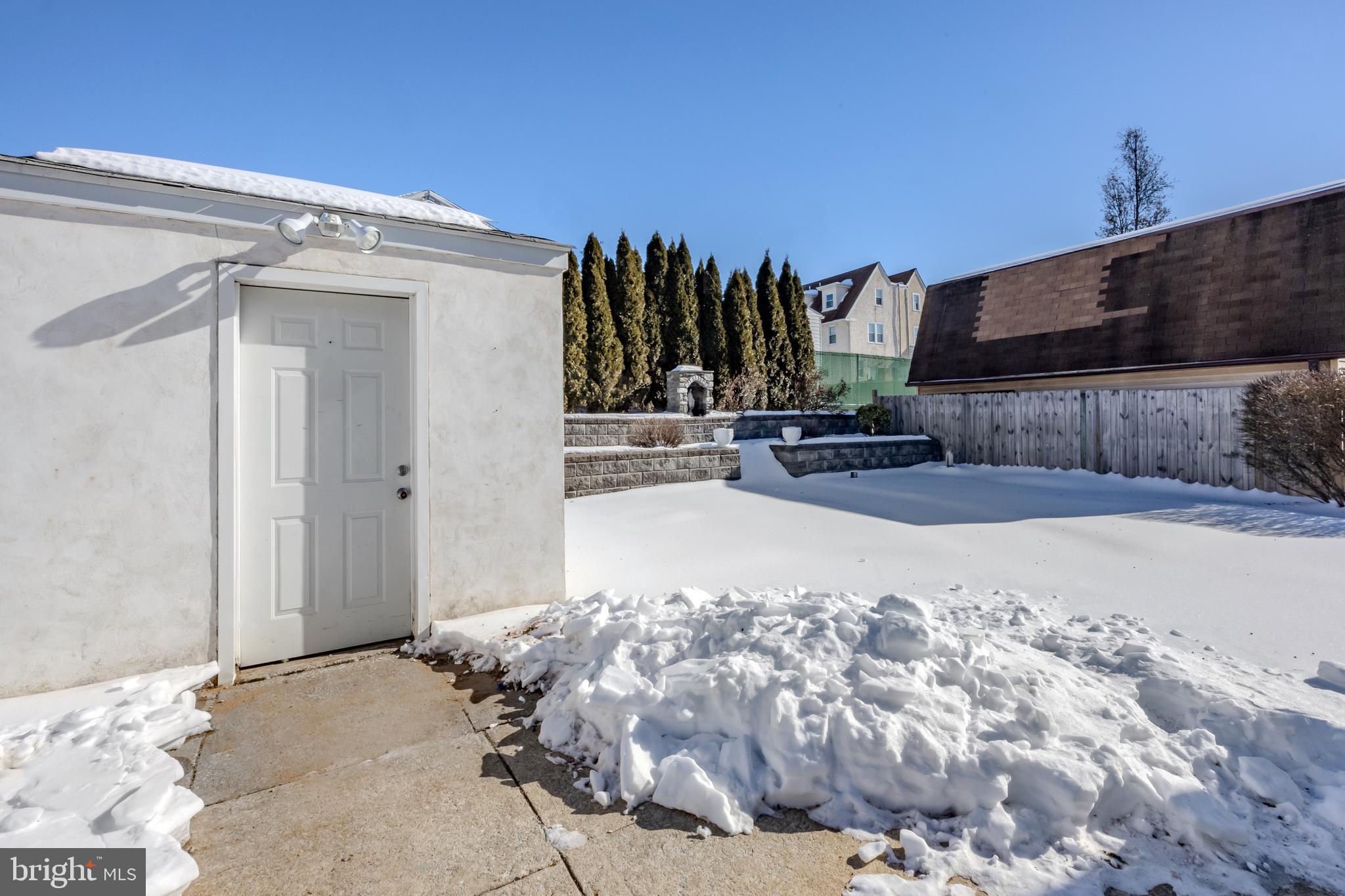 2107 BELVEDERE AVENUE