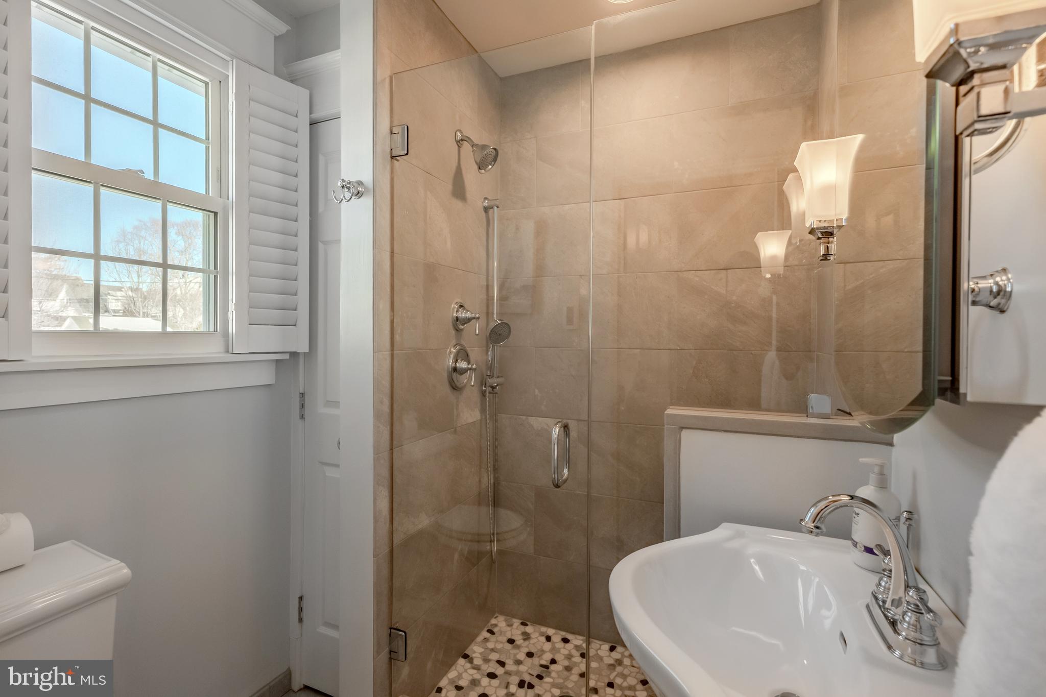 2107 BELVEDERE AVENUE