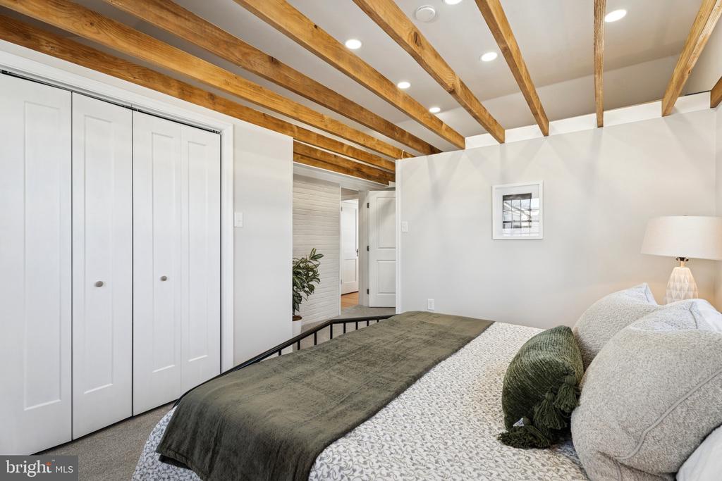 216 BRENTWOOD ROAD