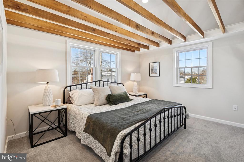 216 BRENTWOOD ROAD