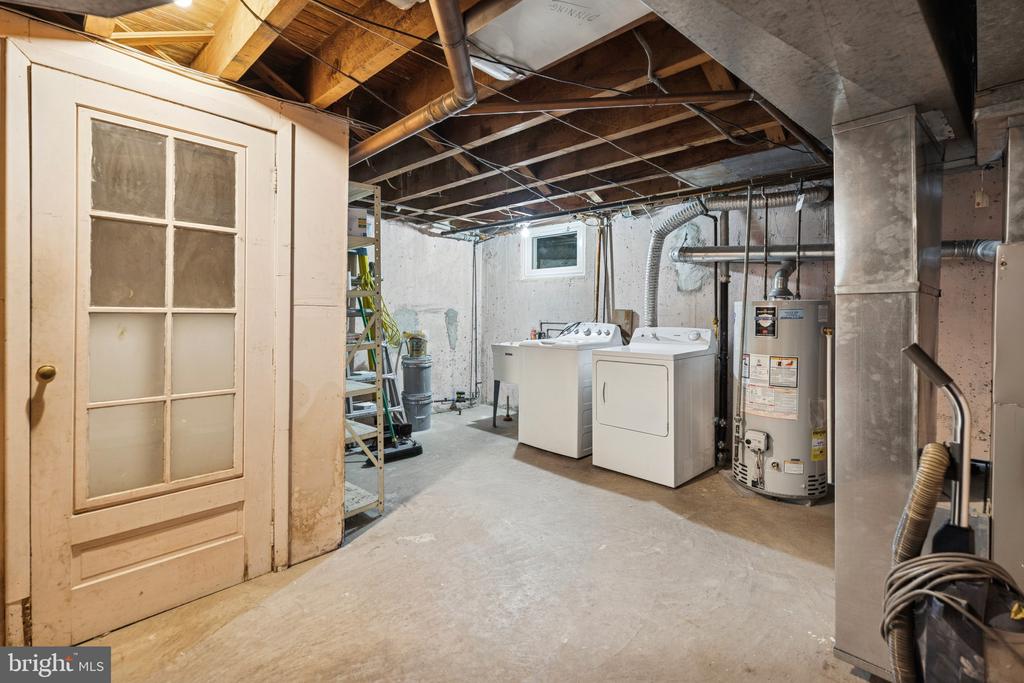 216 BRENTWOOD ROAD