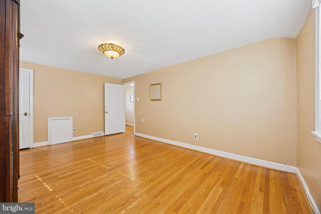 113 JAMES DRIVE