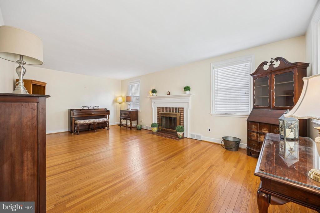 113 JAMES DRIVE