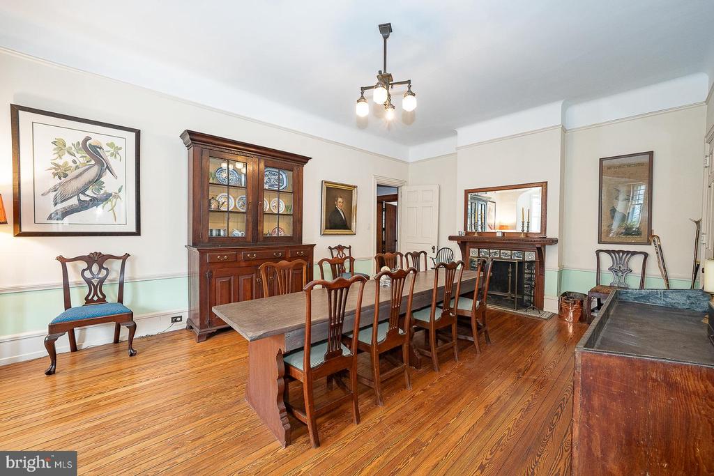 266 BEECHWOOD DRIVE