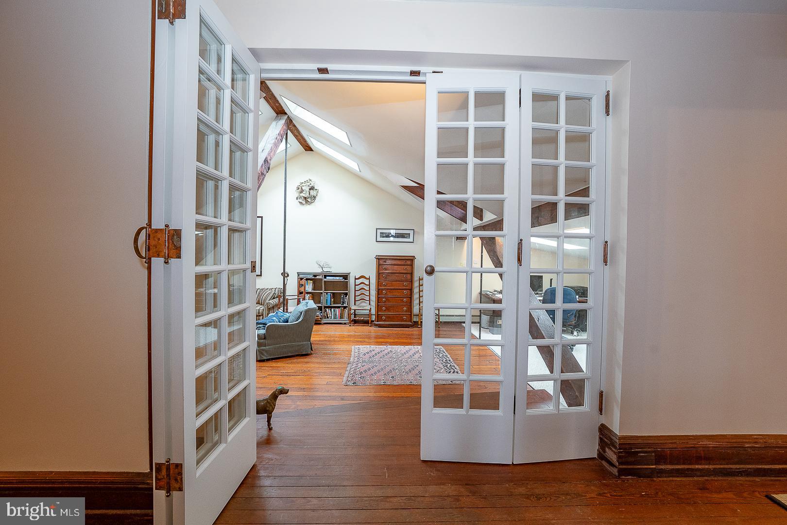 266 BEECHWOOD DRIVE