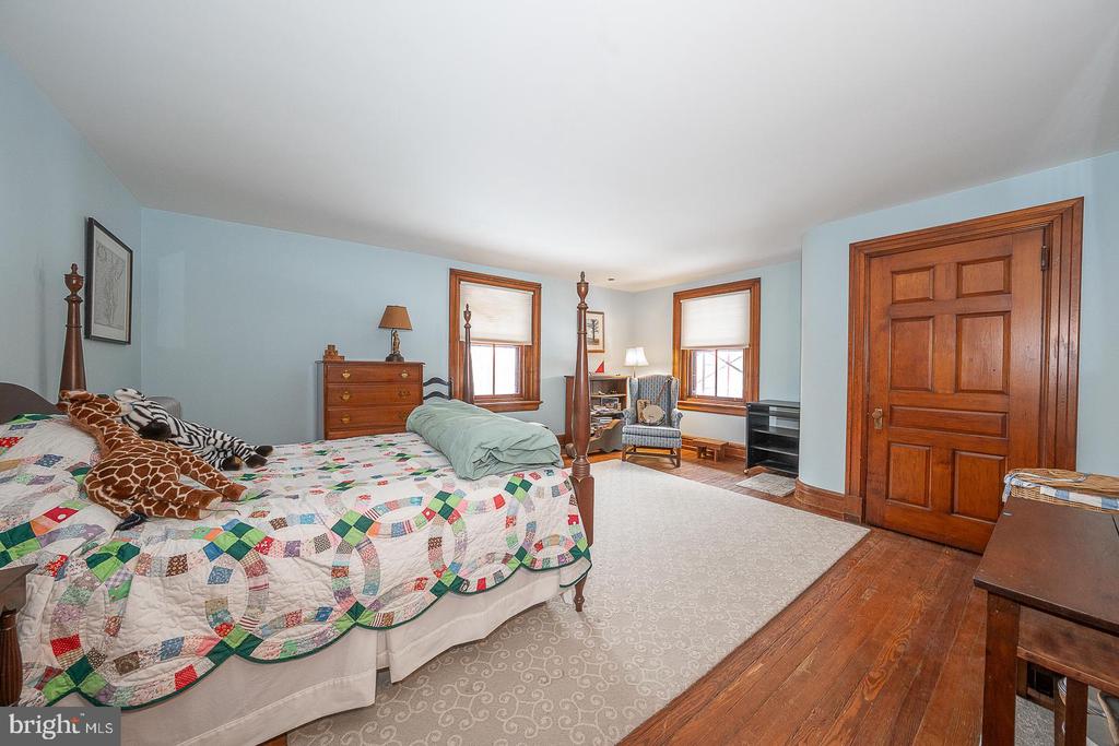 266 BEECHWOOD DRIVE