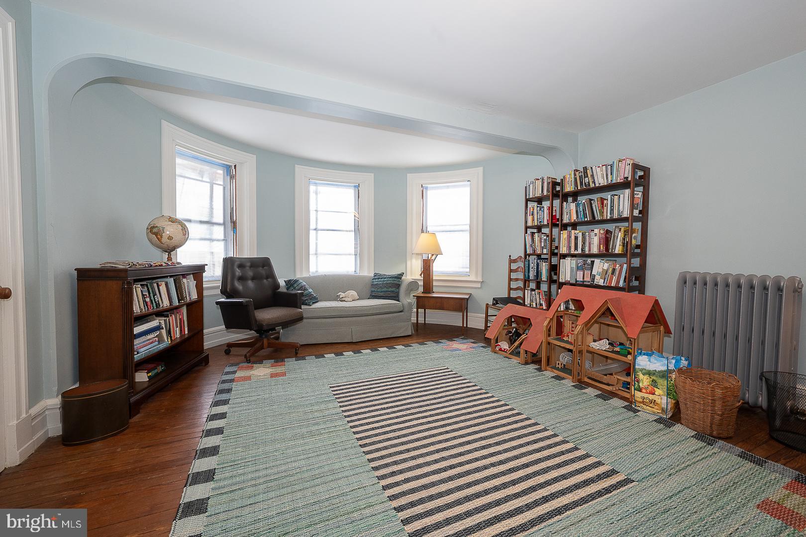 266 BEECHWOOD DRIVE
