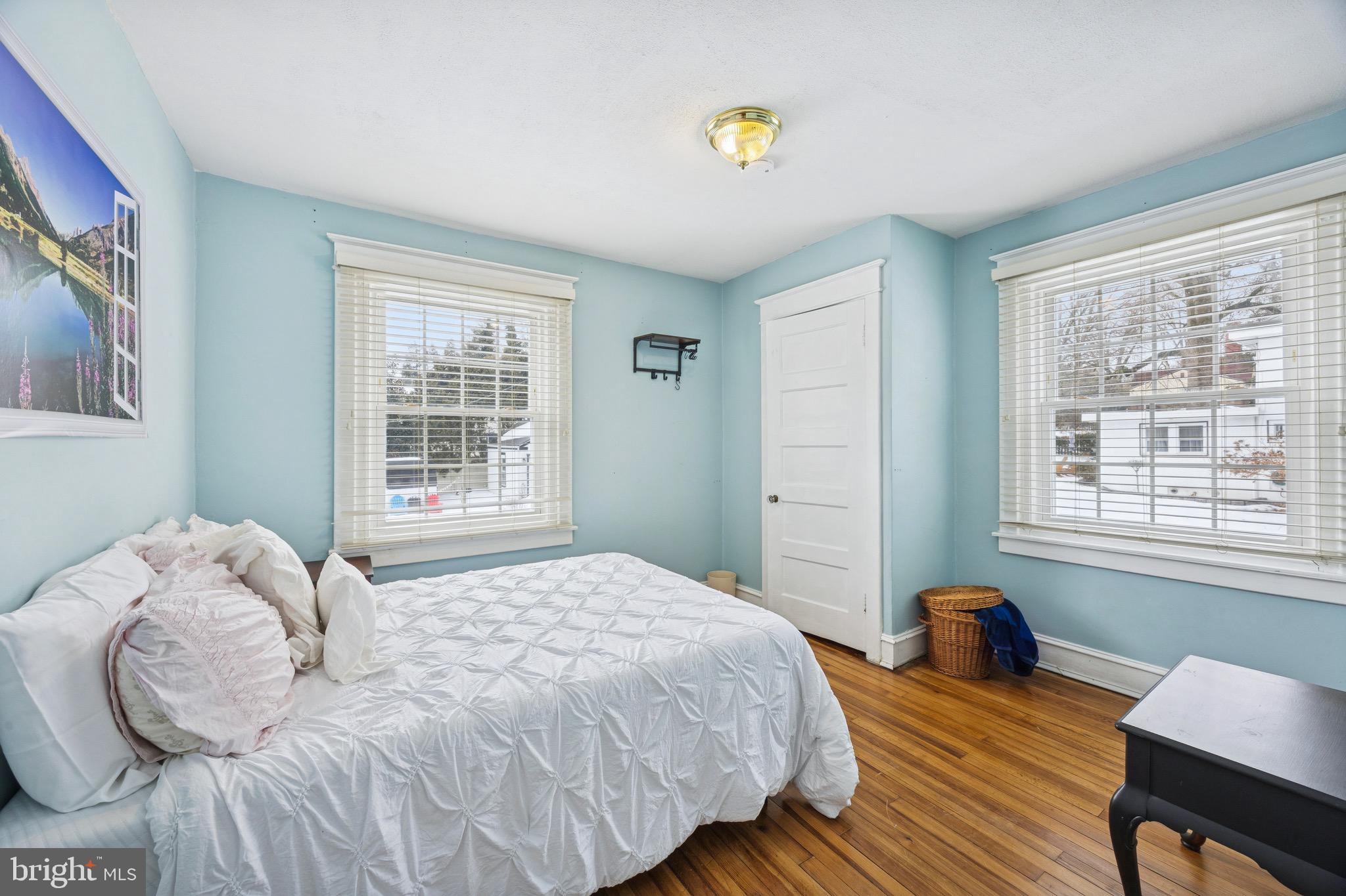 120 W SPRINGFIELD ROAD