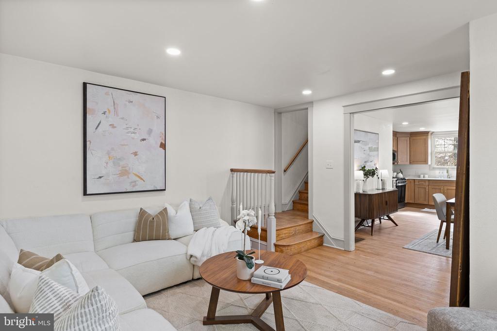 633 GEORGES LANE