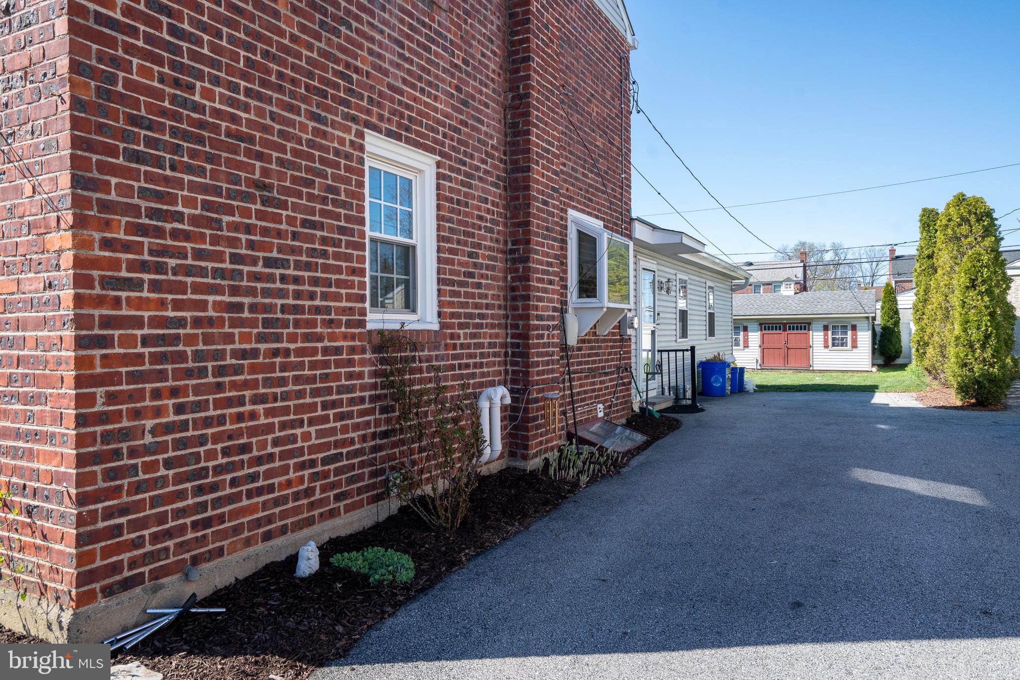 2632 WENDY ROAD