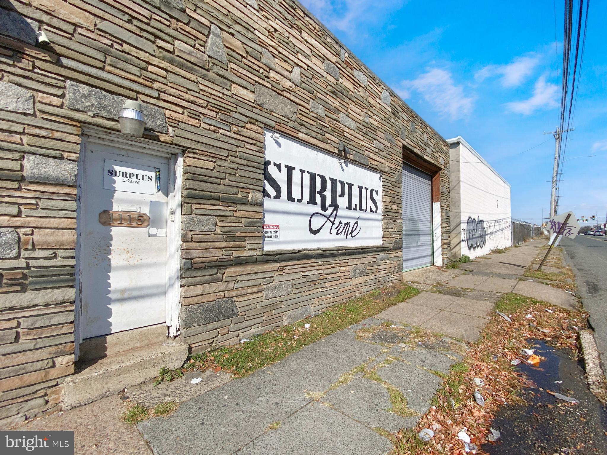 1115 MELROSE AVENUE