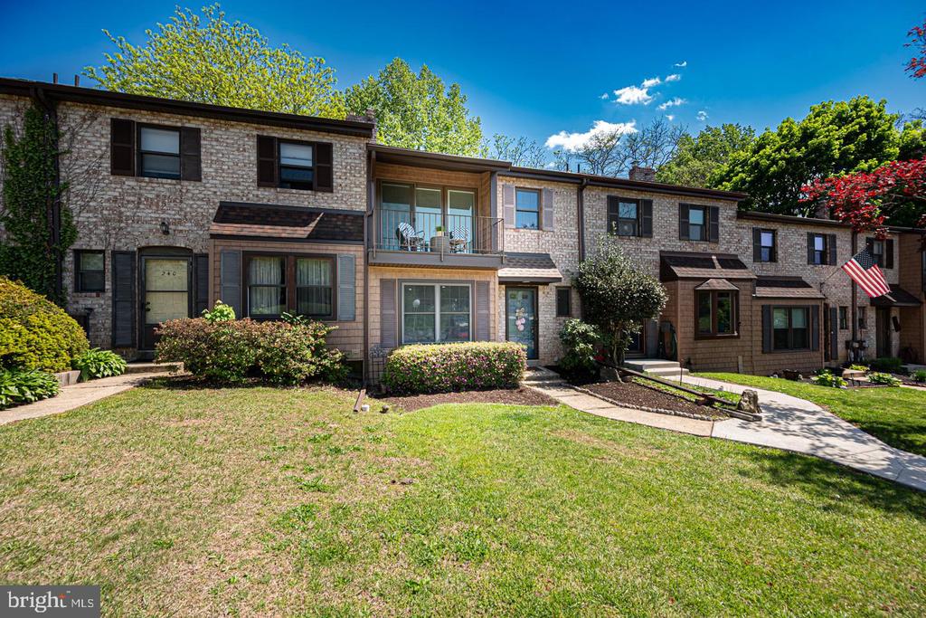 239 BISHOP DRIVE