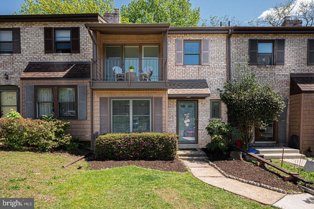 239 BISHOP DRIVE
