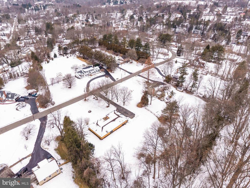 303 CRUM CREEK LANE