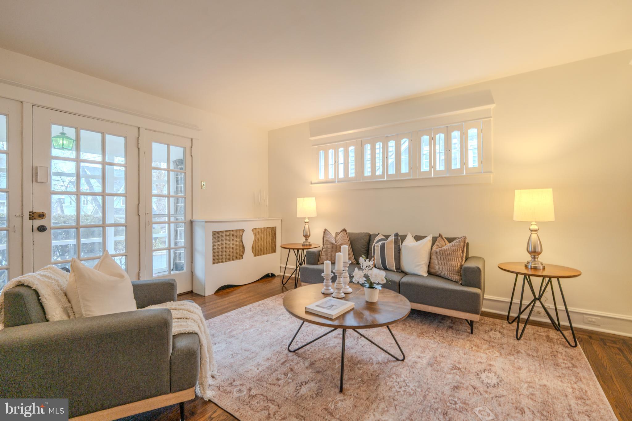 540 COUNTRY CLUB LANE