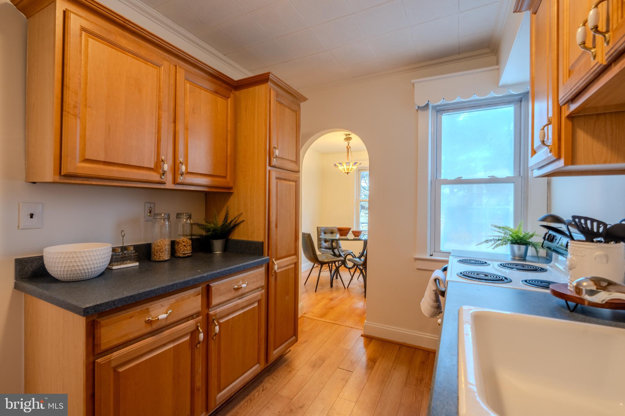 540 COUNTRY CLUB LANE