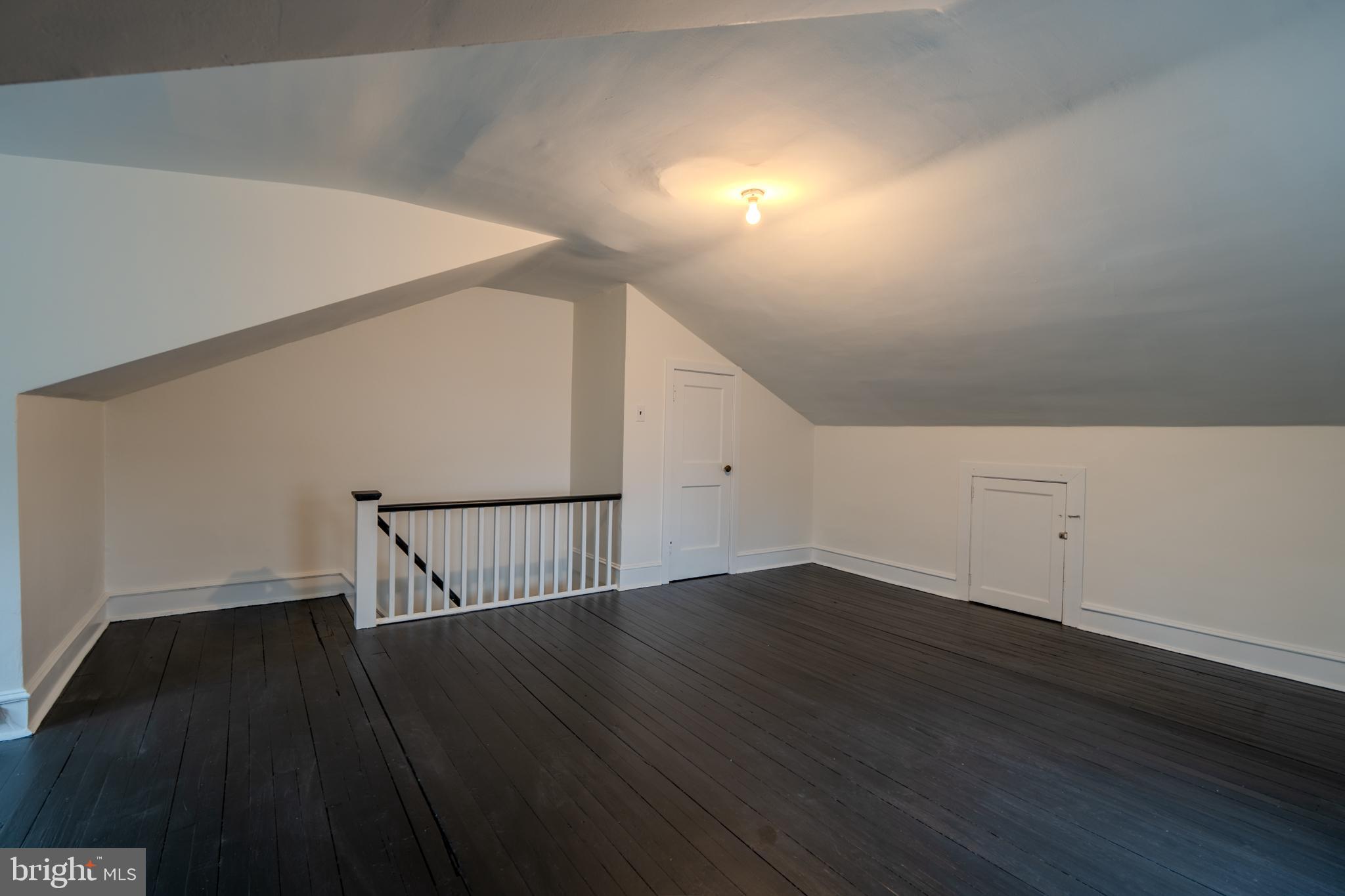 540 COUNTRY CLUB LANE