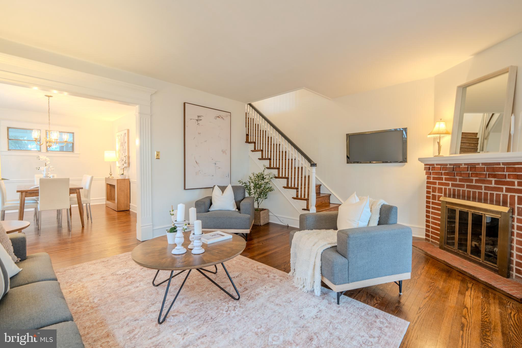 540 COUNTRY CLUB LANE