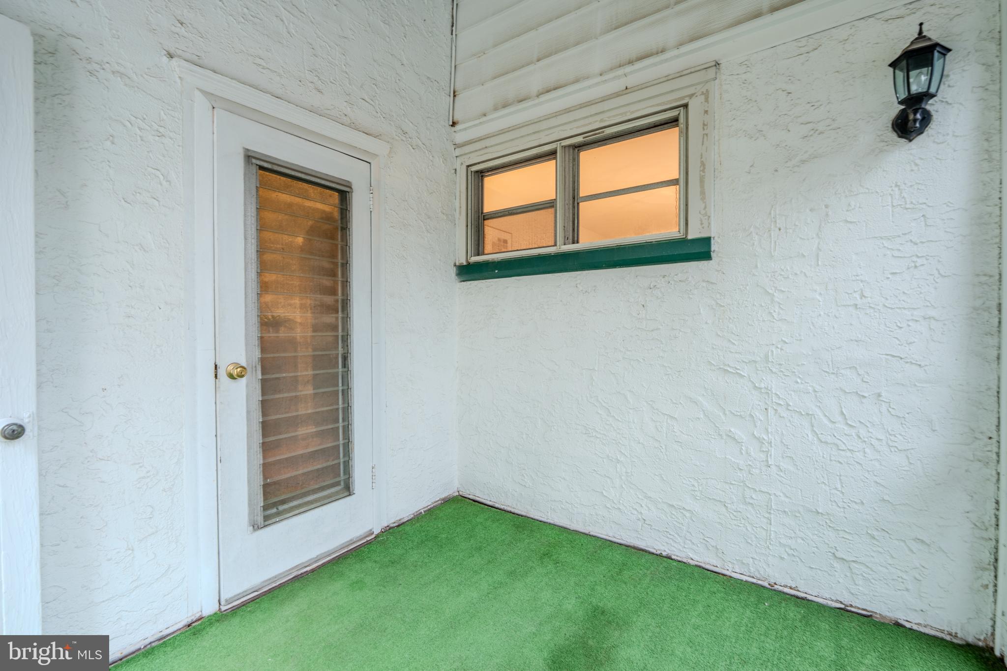 540 COUNTRY CLUB LANE