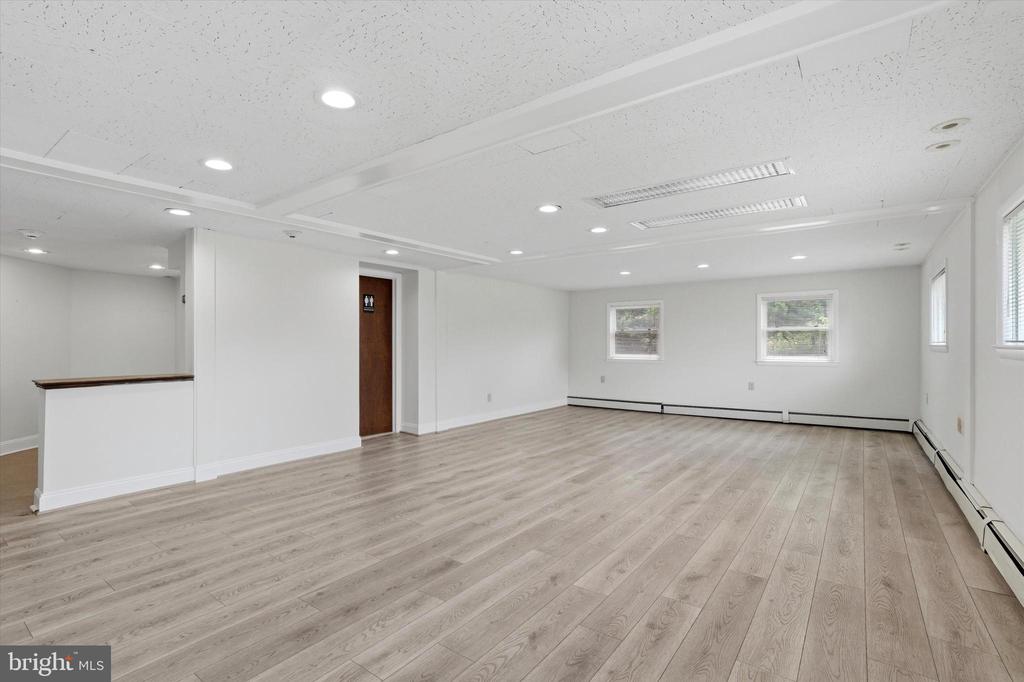 1001 E DARBY ROAD FIRST FLOOR UNIT A