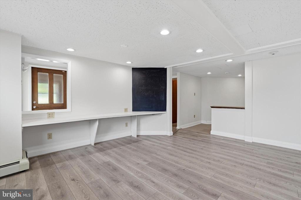 1001 E DARBY ROAD FIRST FLOOR UNIT A