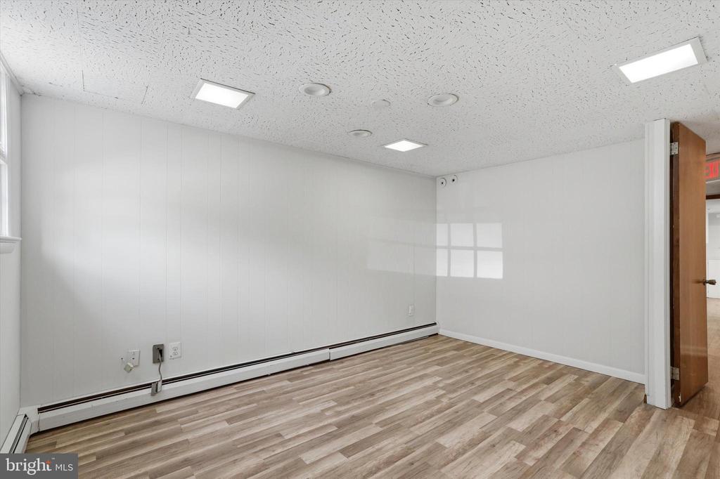 1001 E DARBY ROAD FIRST FLOOR UNIT A