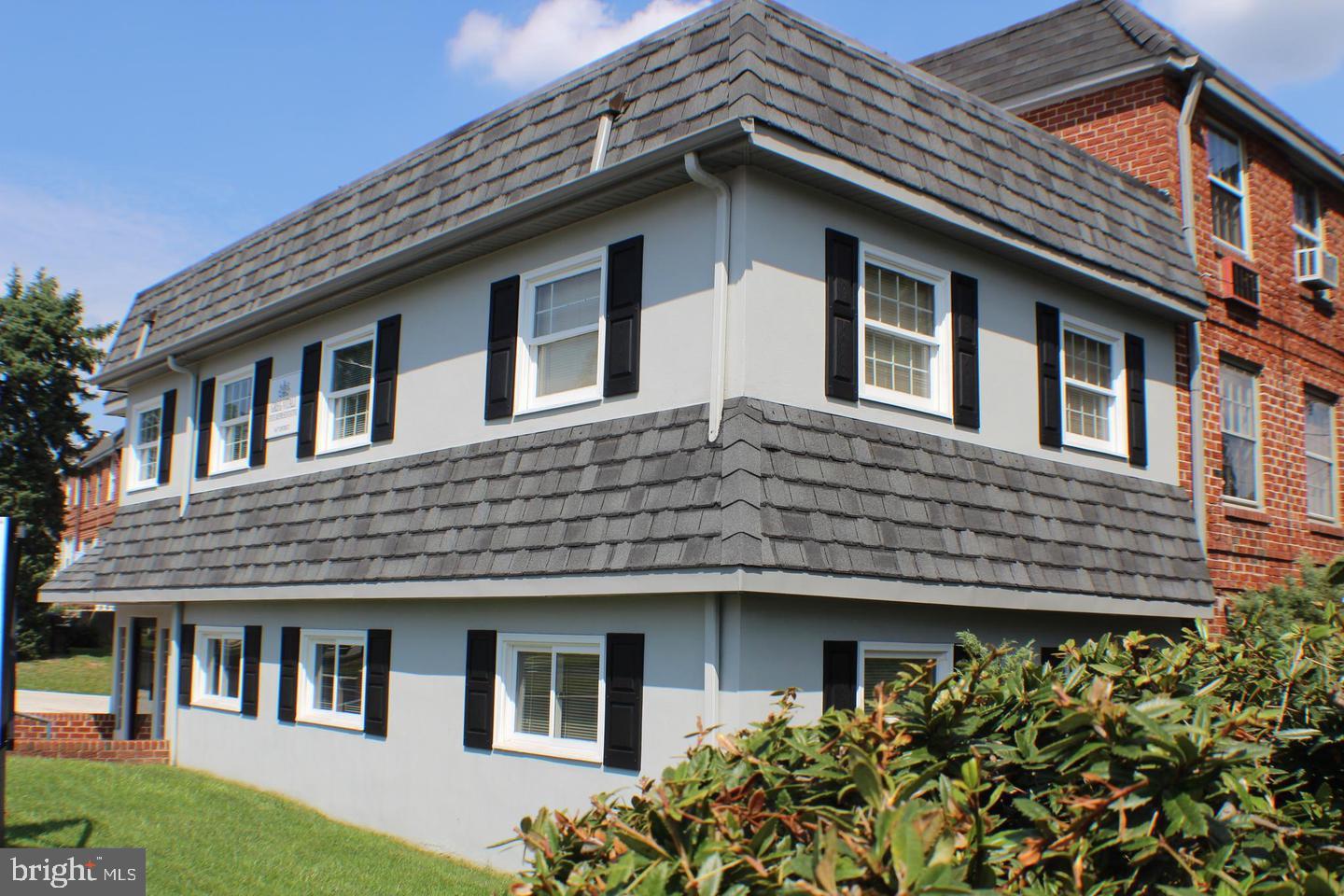 1001 E DARBY ROAD FIRST FLOOR UNIT A