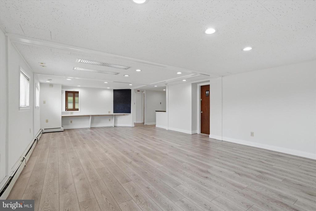 1001 E DARBY ROAD FIRST FLOOR UNIT A