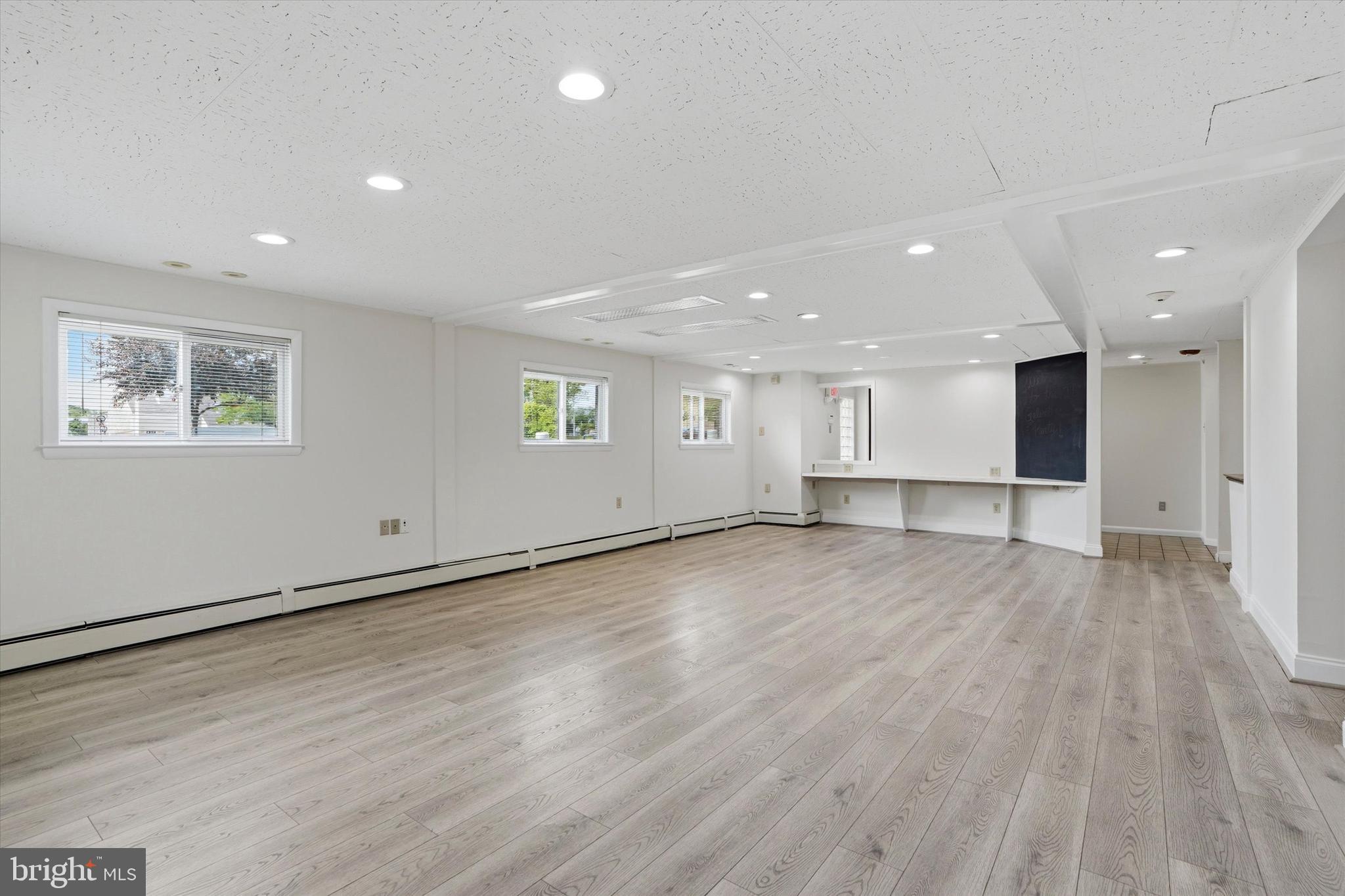 1001 E DARBY ROAD FIRST FLOOR UNIT A