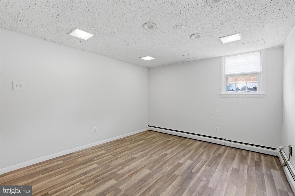 1001 E DARBY ROAD FIRST FLOOR UNIT A