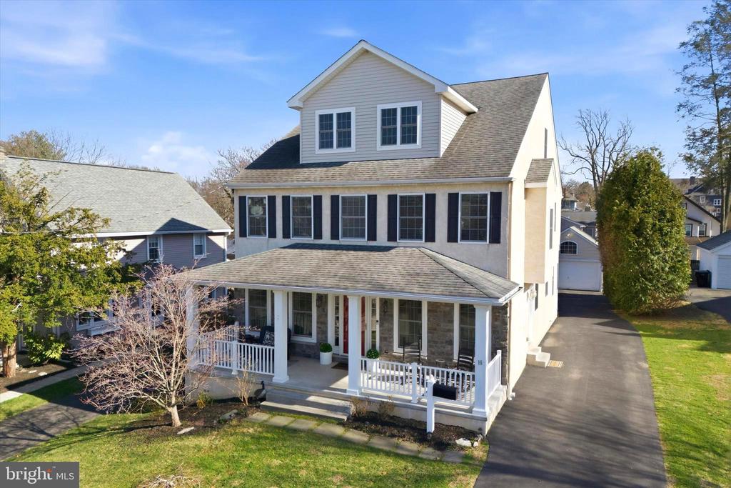 15 E MERCER AVENUE