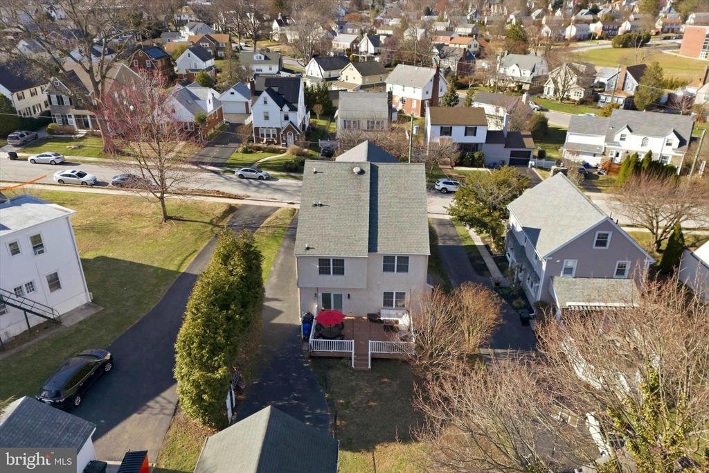 15 E MERCER AVENUE
