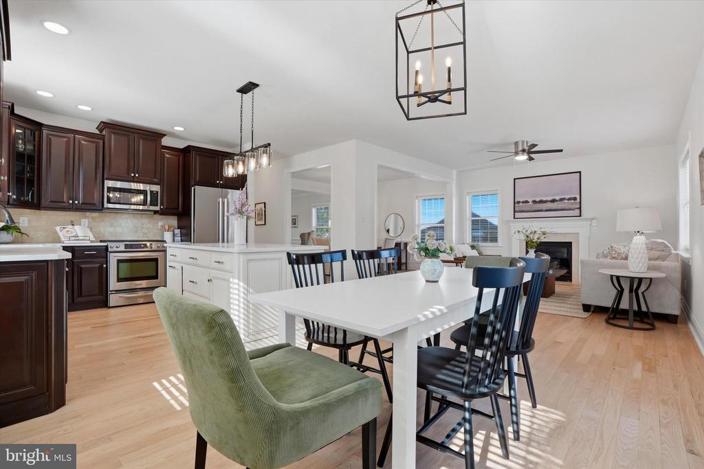 15 E MERCER AVENUE