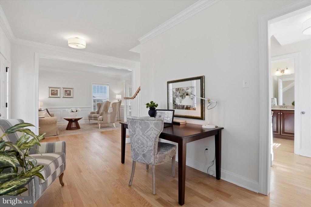 15 E MERCER AVENUE