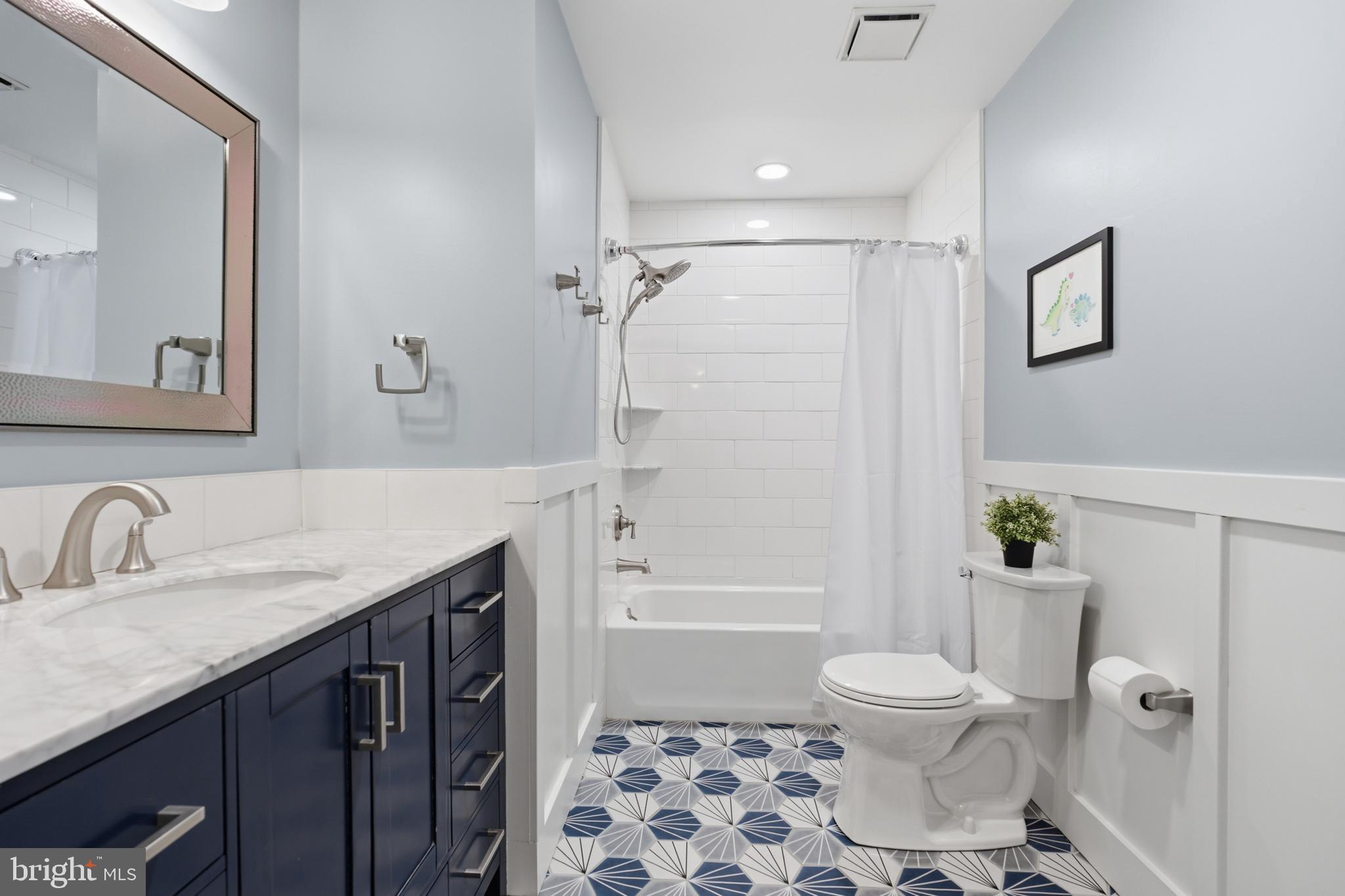 305 COUNTRYVIEW DRIVE